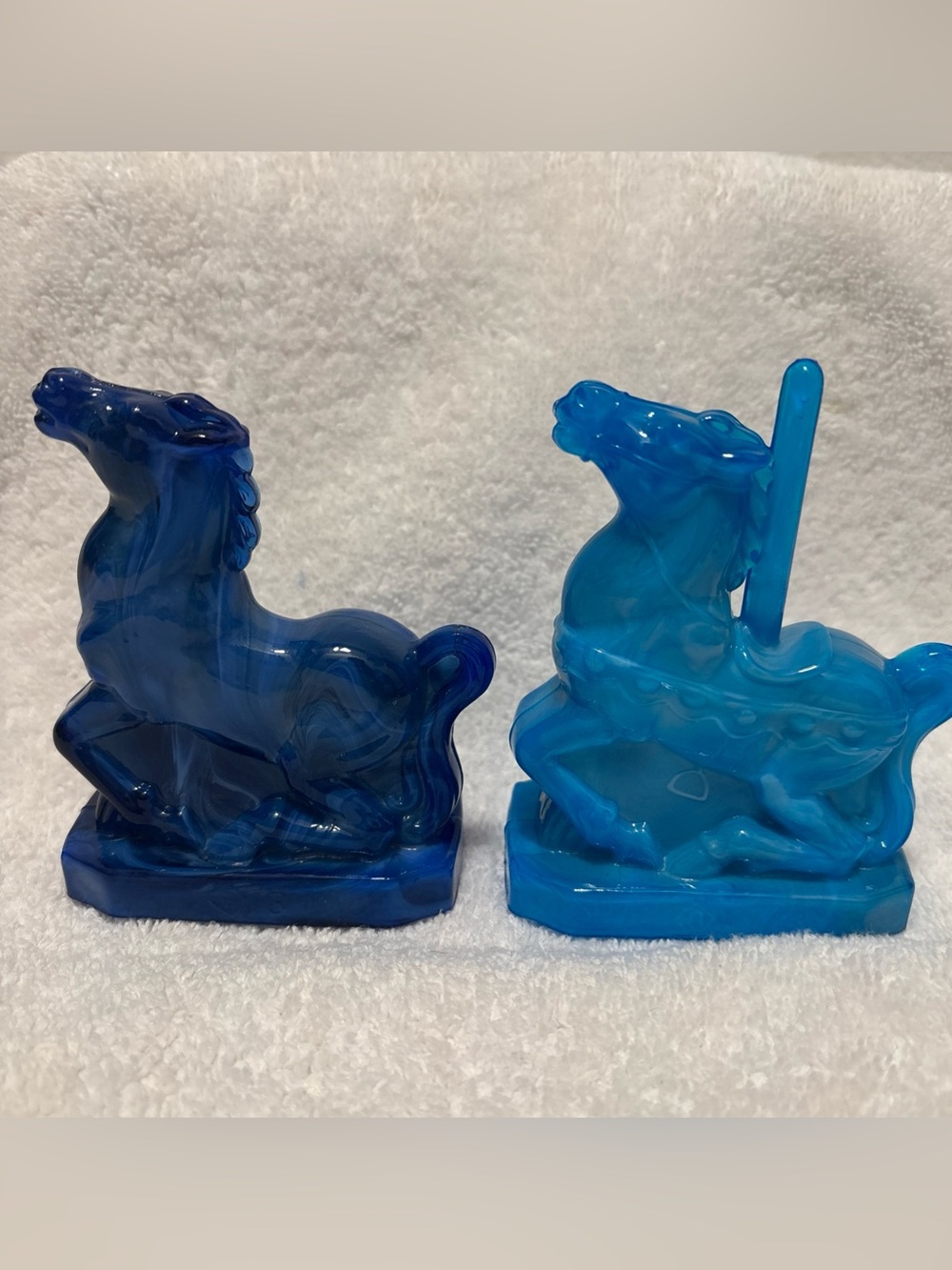 Candy the carousel blue Boyd glass Joey the horse figurine set of two